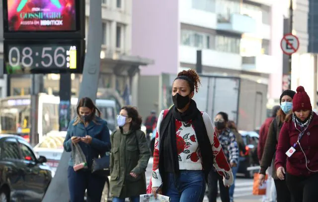 Massa de ar polar baixa temperaturas no País; SP pode ter frio recorde