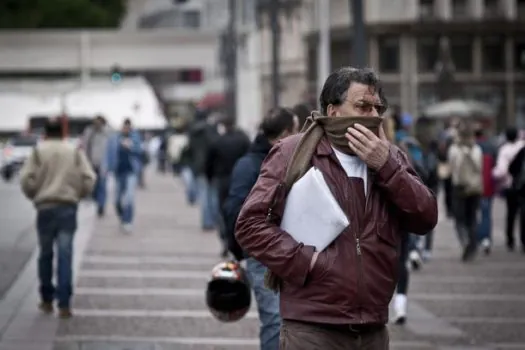 Previsão do tempo: Em SP, os dias frios se mantêm ao menos até quarta-feira (28)