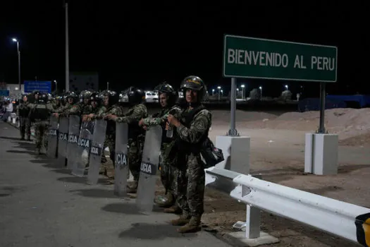 Chile pede explicações a embaixador peruano por crise na fronteira