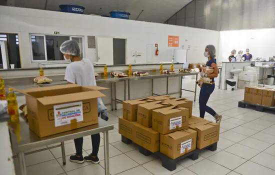 FSS de São Bernardo inicia entrega dos kits de alimentos às famílias em vulnerabilidade