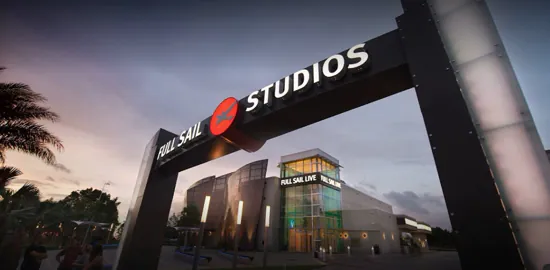 Full Sail University promove série de webinars gratuitos