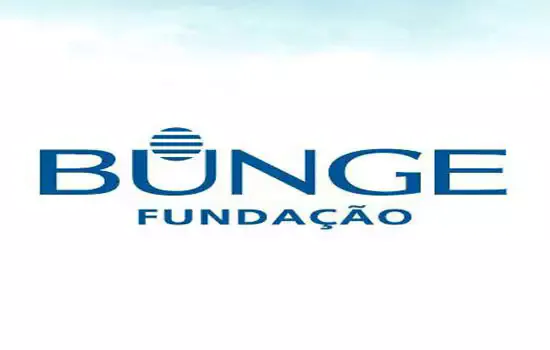 Voluntários da Fundação Bunge doam produtos e cestas básicas para Missão Paz