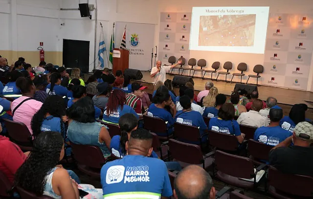 Fundação Florestan qualifica bolsistas do “Programa Nosso Bairro Melhor” de Diadema