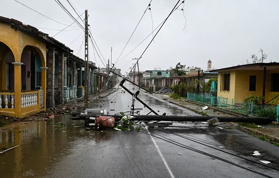 Furacão atinge Cuba com ventos de até 205 km/h