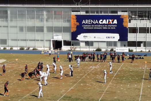 Time de futebol americano Ocelots abre seleção para novos atletas