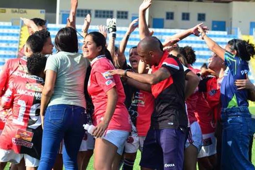 Futebol feminino na mira