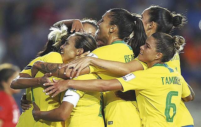 Futebol feminino provoca interesse em 63% dos brasileiros