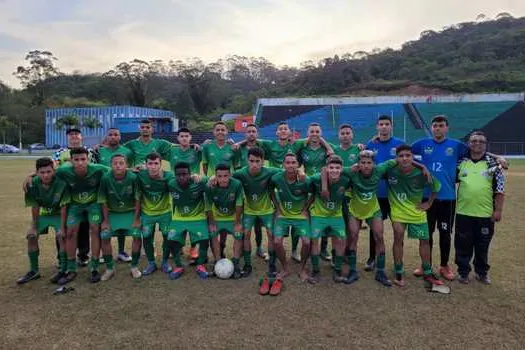 Equipe de futebol de Ribeirão Pires inicia participação nos Jogos Regionais 2022