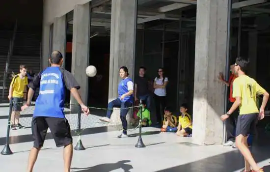 Museu do Futebol promove atividades gratuitas na Praça Charles Miller