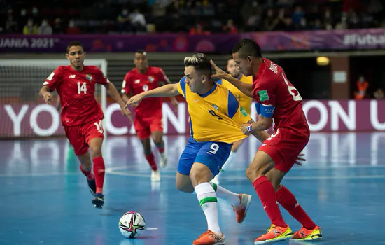 Nesta quinta-feira (23) Brasil encara o Japão nas oitavas do Mundial de Futsal