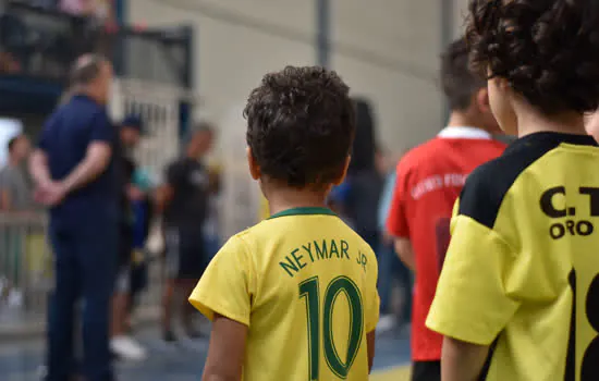 Finais do Campeonato Interno de Futsal agitam Ginásio Oziris Grecco