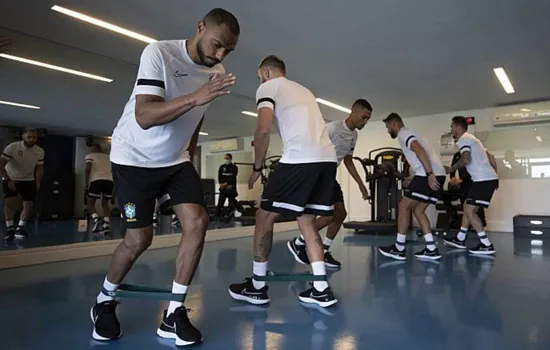 Seleção de futsal inicia treinos no Parque Olímpico como preparação para Mundial