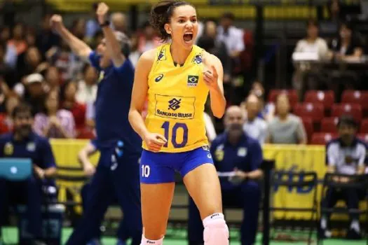 Gabi admite oscilação, mas acredita em volta por cima da seleção feminina de vôlei