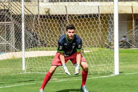 Gabriel exalta primeira participação em partida profissional