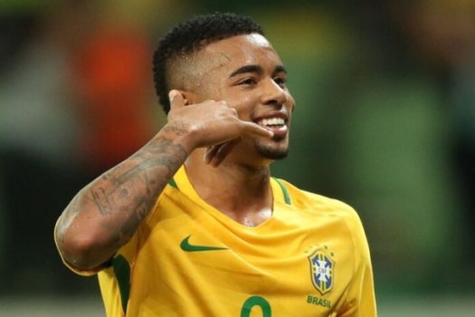 Gabriel Jesus se coloca à disposição de Diniz para atuar em qualquer posição do ataque