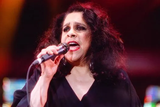 Gal Costa adia shows após cirurgia para retirada de nódulo no nariz