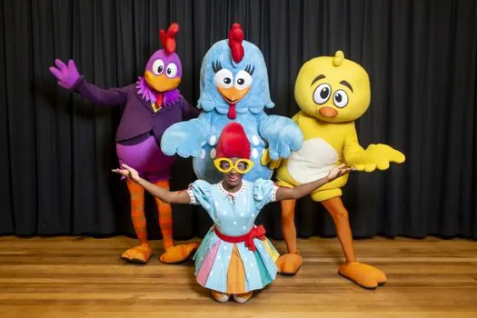 Teatro Safra recebe novo show da Fabulosa Trupe da Galinha Pintadinha