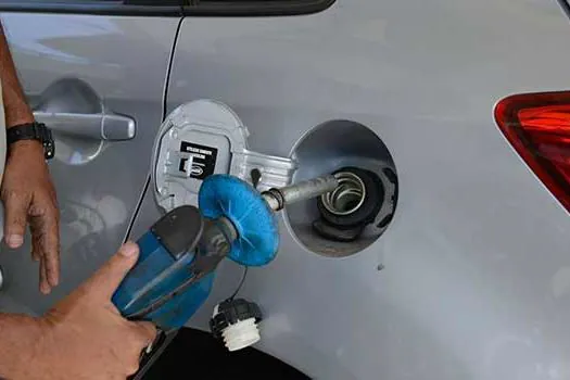 Preços de gasolina, diesel e gás aumentam hoje nas refinarias