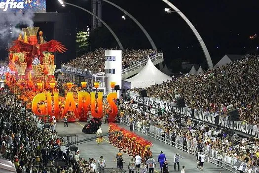 Gaviões da Fiel nega que fará sátira gay de Bolsonaro no carnaval