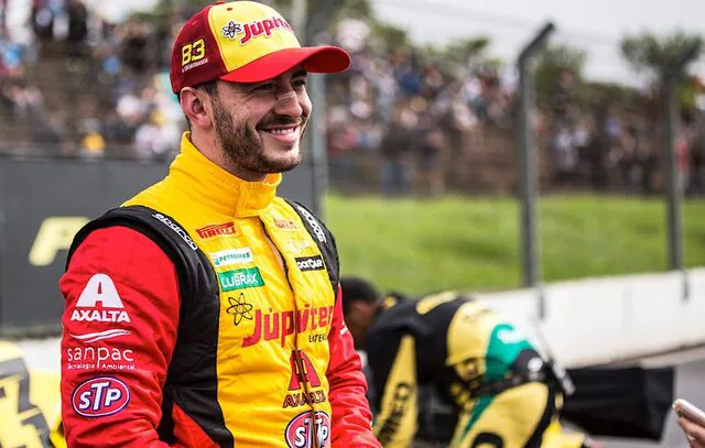 Gabriel Casagrande celebra vitória na Stock Car e exalta carro ‘sensacional’