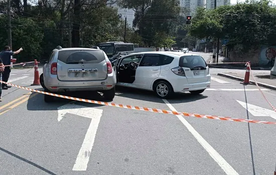 GCM de São Caetano detém indivíduo por flagrantes de roubo de veículo e celular