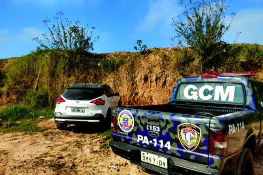 GCM de Mauá localiza veículo roubado