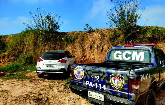 GCM de Mauá localiza veículo roubado