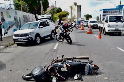 GCM de Santo André prende duas pessoas por roubo de veículo