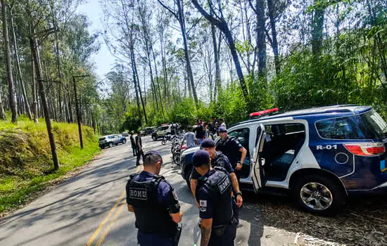 GCM de São Bernardo apreende 14 motos com grupos que faziam manobras perigosas