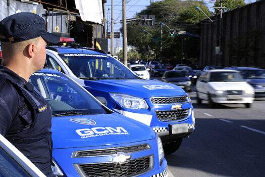 GCM prende gangue que roubava celulares em São Caetano