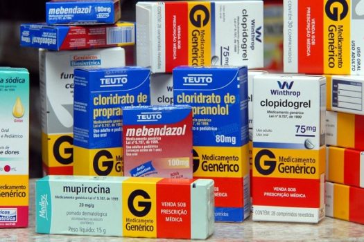 Medicamentos genéricos em SP têm diferença de preço de até 969%