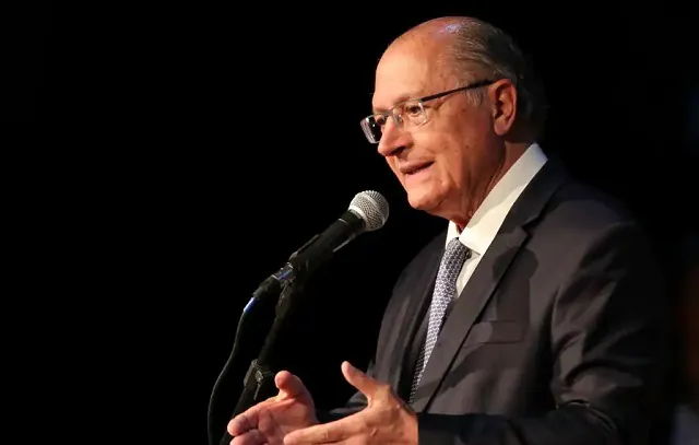 Alckmin afirma que segredo é agregar valor à agricultura familiar