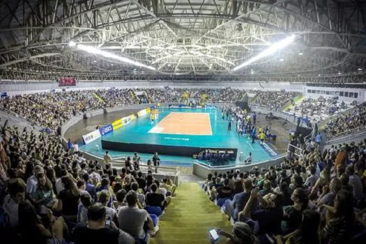 Blumenau recebe quatro dos melhores times do país para reta final da Copa Brasil de vôlei