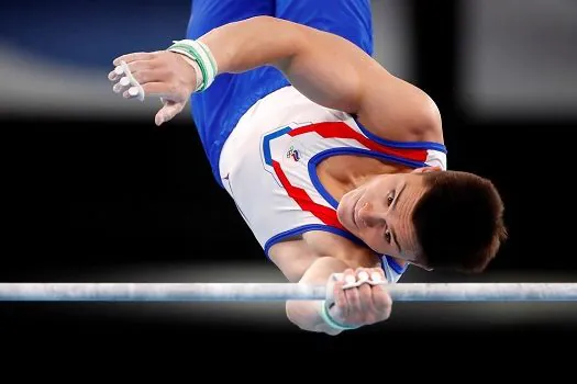 Russos desbancam japoneses e conquistam a medalha de ouro na ginástica masculina