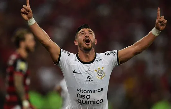 Giuliano vê injustiça para o Corinthians sem título: ‘Merecíamos sorte melhor’