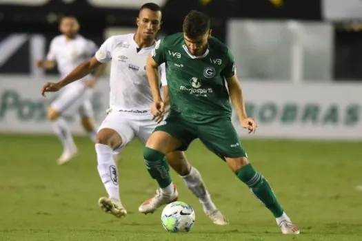 Em jogo cheio de gols, Goiás vence Santos por 4 a 3 na Vila Belmiro