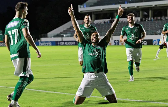 Goiás vence Sport e sai da lanterna do brasileirão