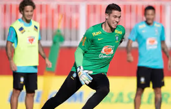 Goleiro Brenno é diagnosticado com covid-19 e não embarca com seleção ao Japão