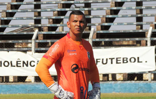 Goleiro do Azulão projeta próximo embate com Monte Azul