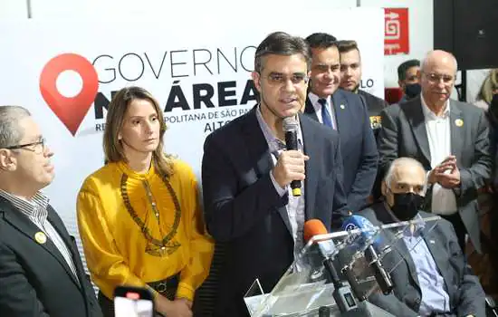 Rodrigo Garcia entrega 67 veículos e equipamentos para a região de Guarulhos e Alto Tietê