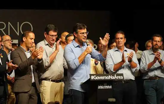 Rodrigo Garcia entrega 116 veículos na região de Piracicaba e libera 104 novos leitos