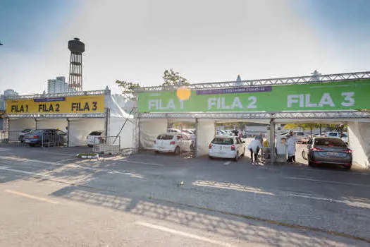 Santo André cria mais um ponto de vacinação drive-thru