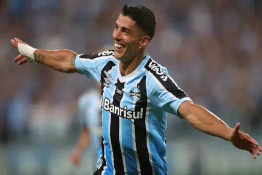 Suárez decide, Grêmio vence Caxias e é hexacampeão do Campeonato Gaúcho