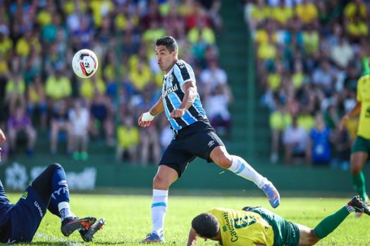 Após sufoco na Copa do Brasil, Grêmio busca recuperação no Brasileirão contra o Cuiabá