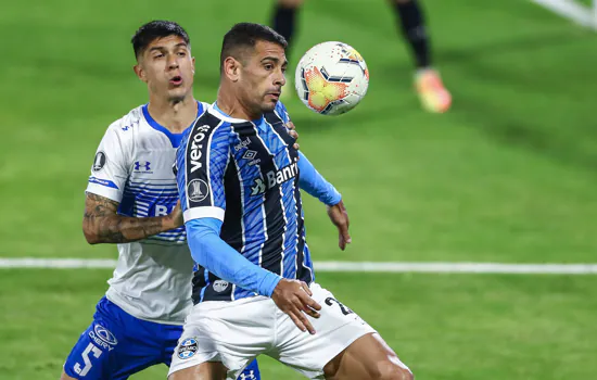 Grêmio sofre primeira derrota na Libertadores e preocupa para a sequência