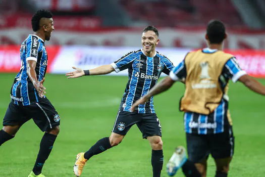 Grêmio vence Internacional na 4ª rodada da Libertadores