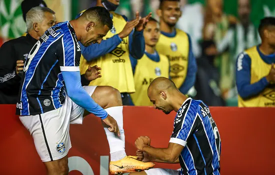 Grêmio repete placar do primeiro jogo e se classifica para as quartas de final