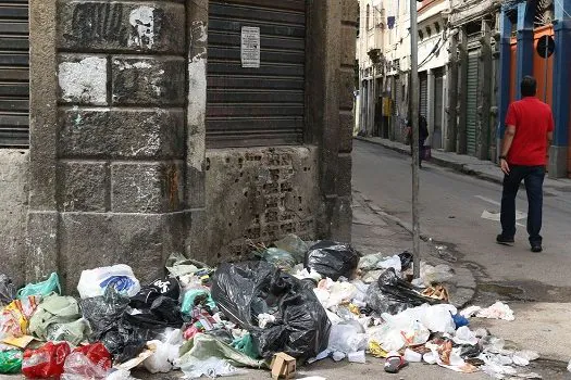 Greve dos garis do Rio de Janeiro entra no quarto dia