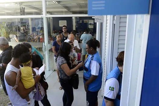 Gripe se aproxima da covid-19 como principal causadora de SRAG