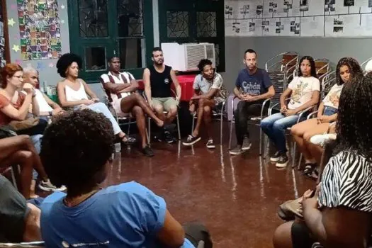 Organização LGBTQIAPN+ no Rio abre vagas para atendimento psicológico